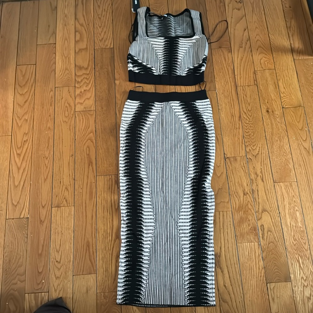 2 piece set